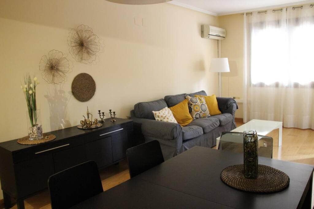 Amplio Apartamento Plaza De Toros Zaragoza Ngoại thất bức ảnh